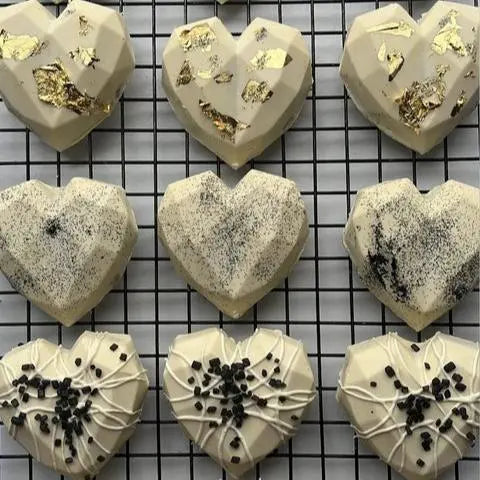 Oreo Sprinkled Geo Hearts - Pookie Bakes